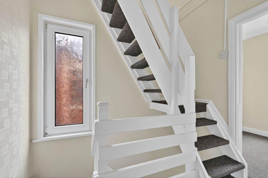 6 Connsbrook Avenue