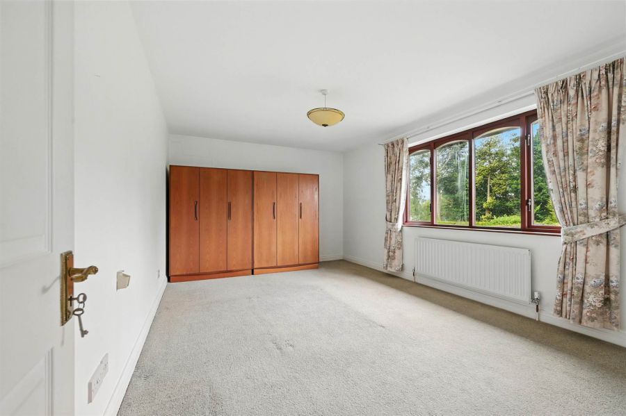 550a Upper Newtownards Road