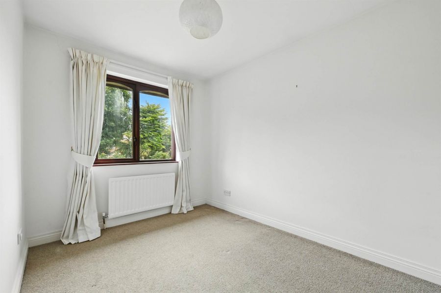 550a Upper Newtownards Road