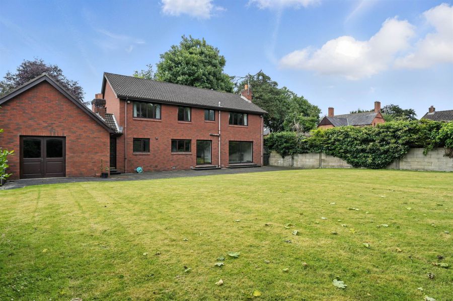 550a Upper Newtownards Road
