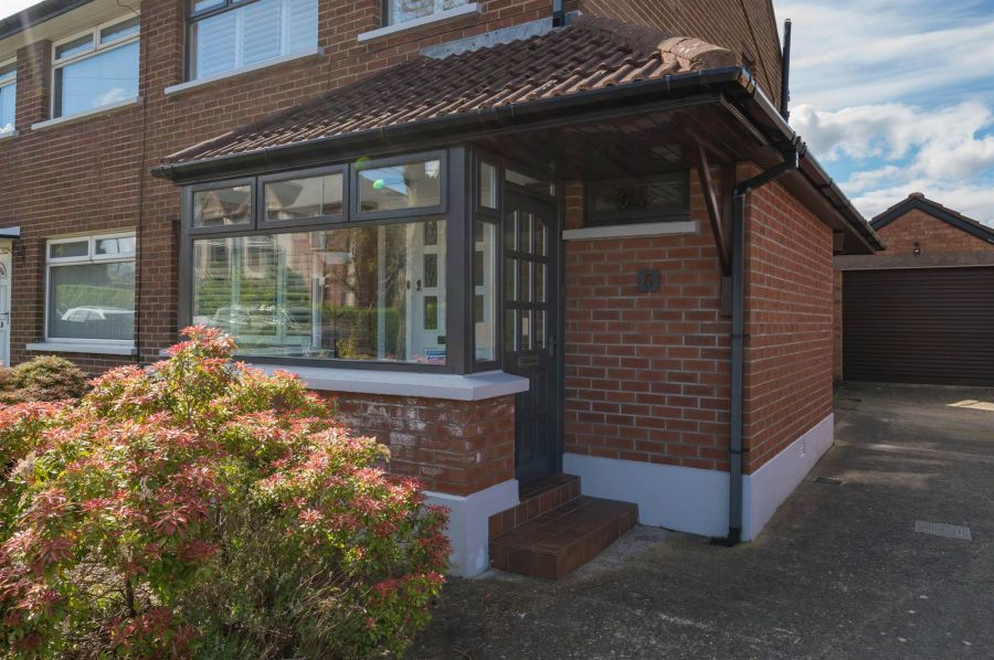 8 Carolhill Park