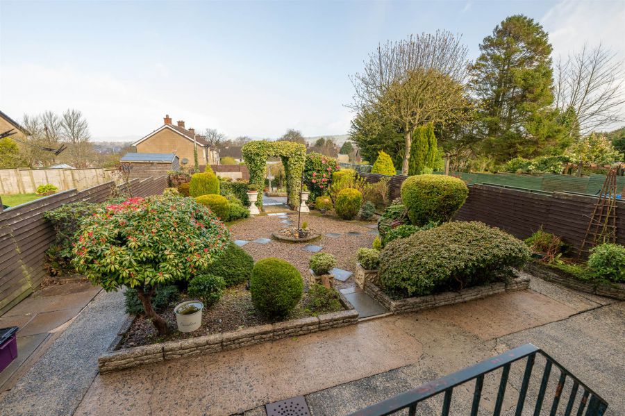 168 Lower Braniel Road