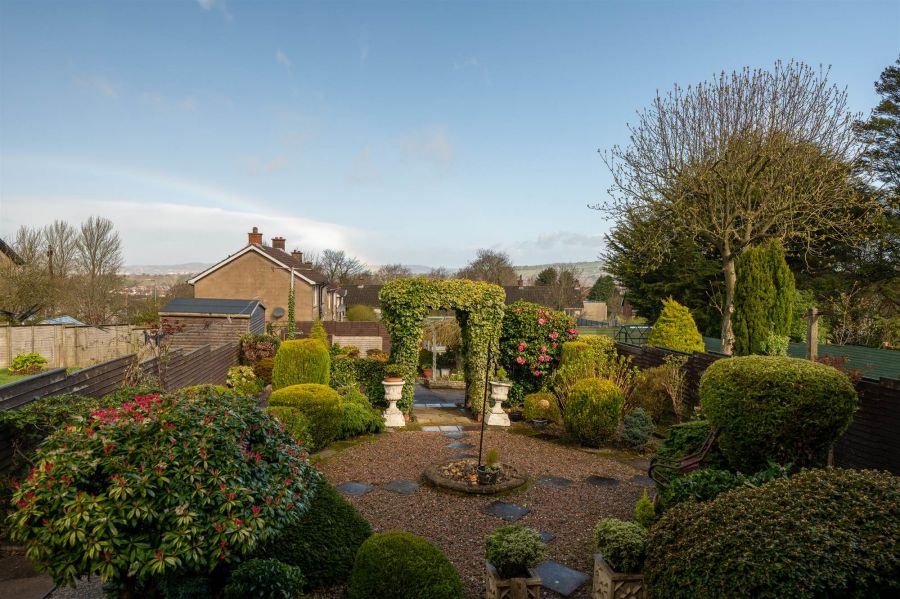 168 Lower Braniel Road