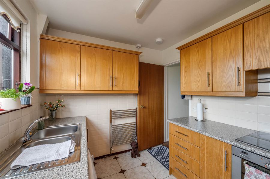 168 Lower Braniel Road