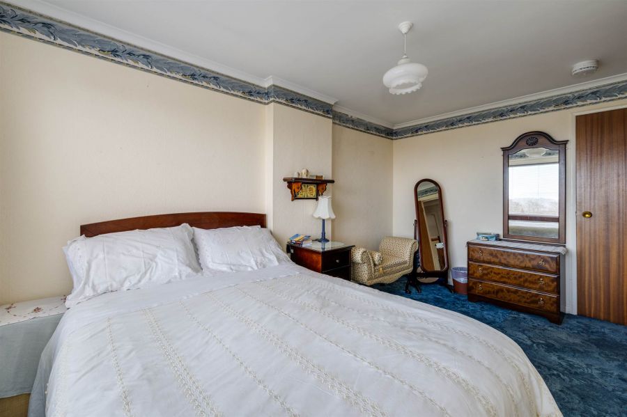 168 Lower Braniel Road