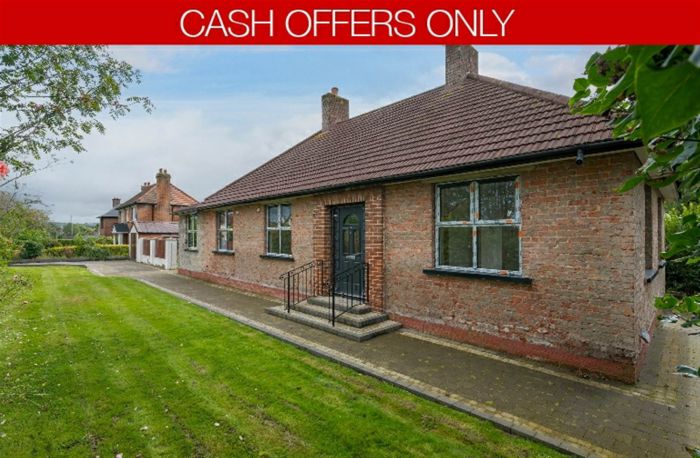 32 Kingsway Gardens, gilnahirk, belfast, BT5 7DQ