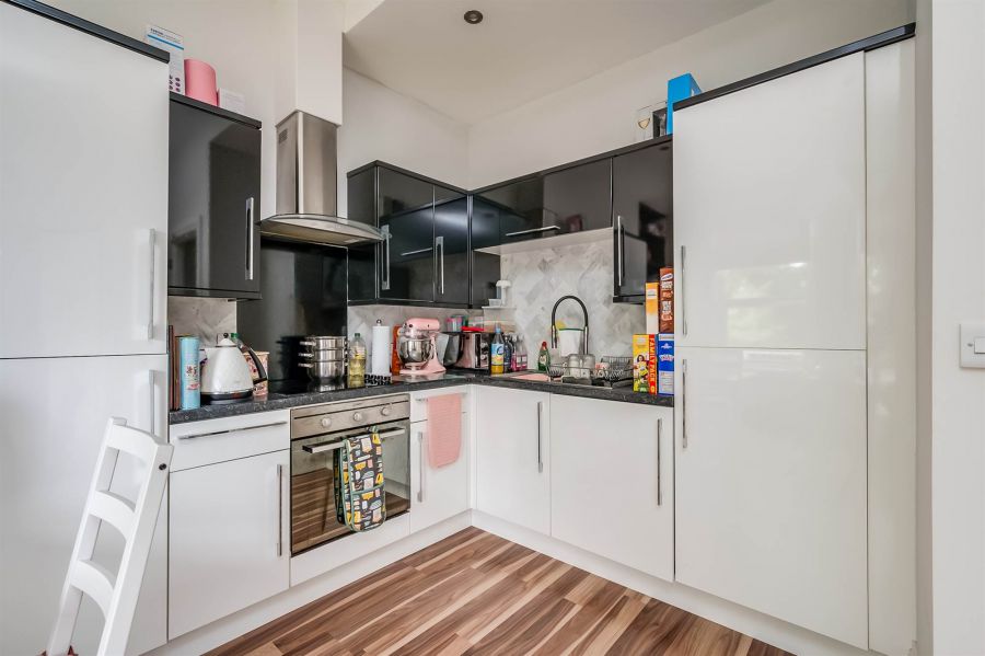 Apt 4, 223 Belmont Road