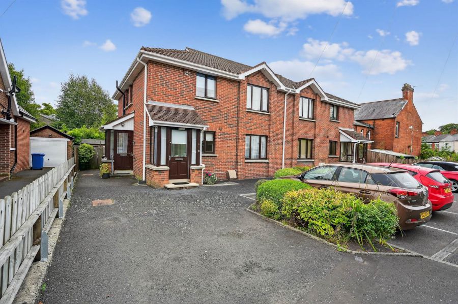 1C Kingsdale Park, Gilnahirk, Belfast, BT5 7BY