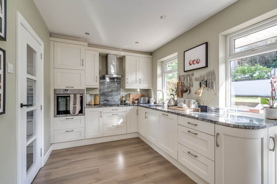 193 Lower Braniel Road
