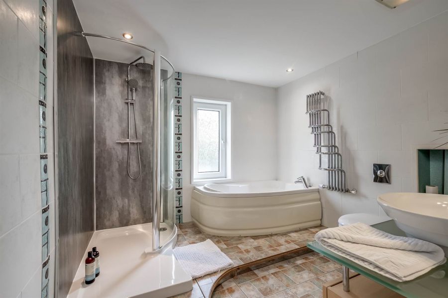 193 Lower Braniel Road 193 Lower Braniel Road