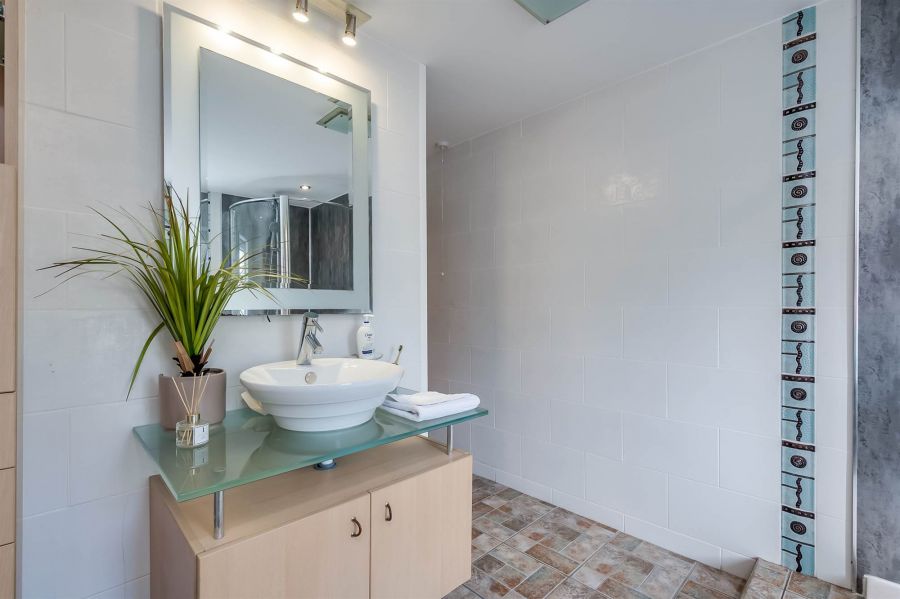 193 Lower Braniel Road 193 Lower Braniel Road