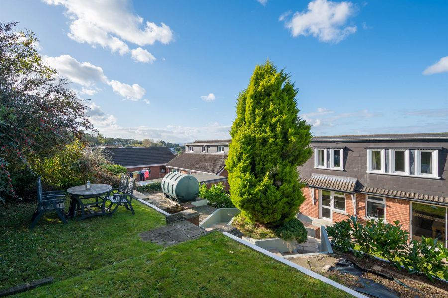 193 Lower Braniel Road