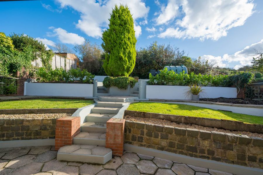 193 Lower Braniel Road 193 Lower Braniel Road