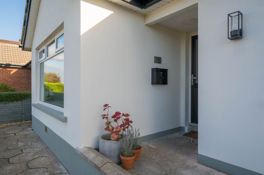 193 Lower Braniel Road 193 Lower Braniel Road