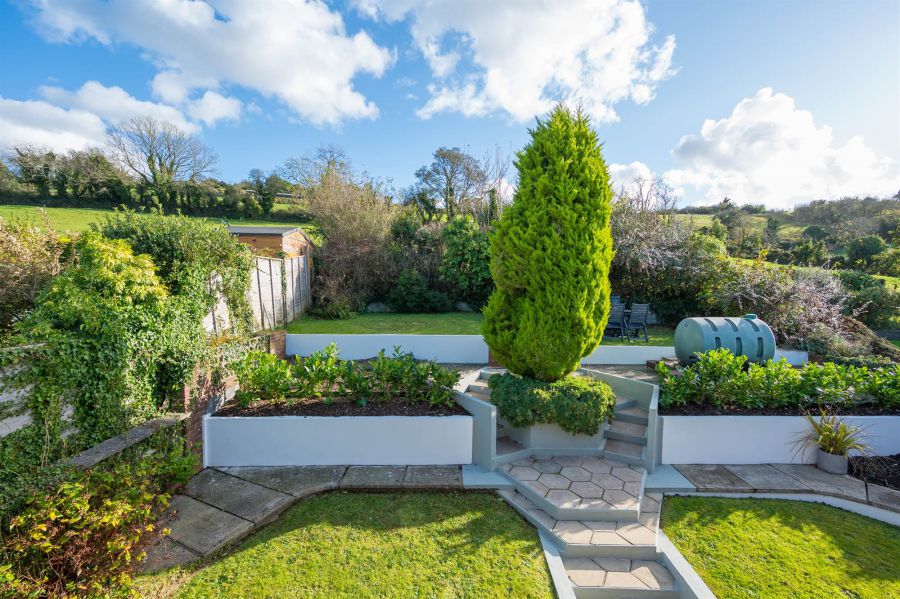 193 Lower Braniel Road