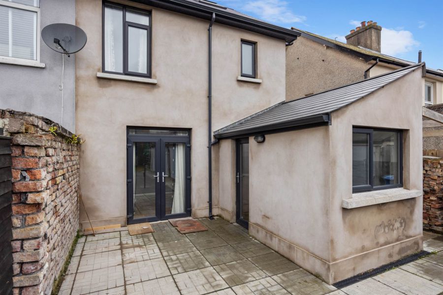 Six Month Rental @, 27 Grand Parade