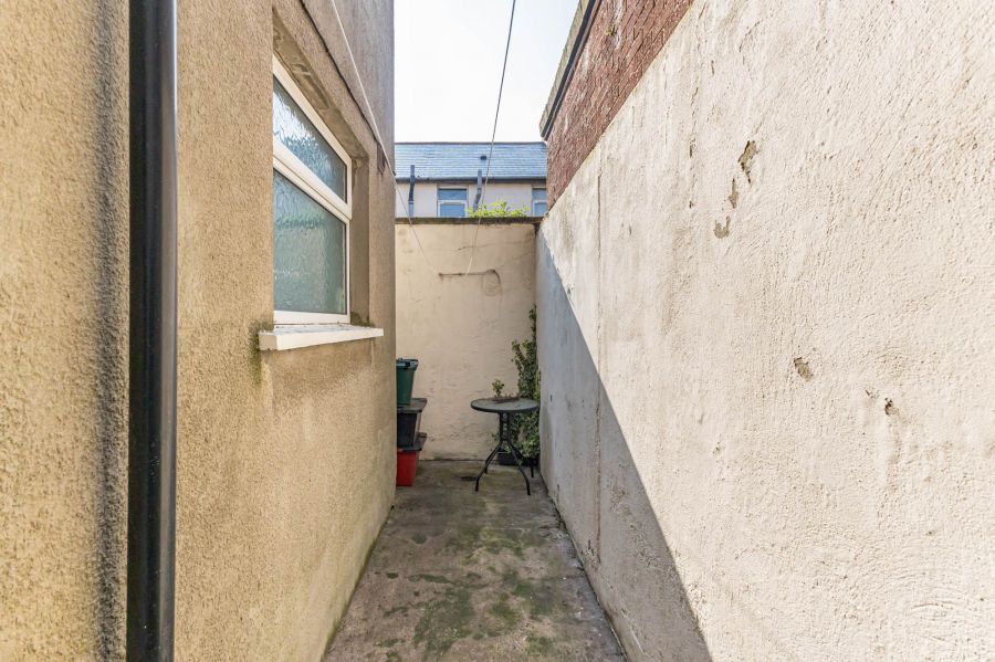 27 Glenvarlock Street