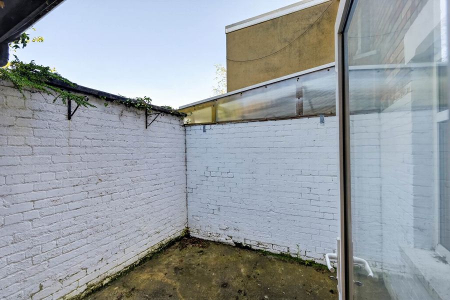 210 Holywood Road
