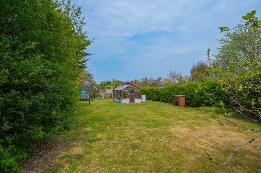 69 Old Dundonald Road