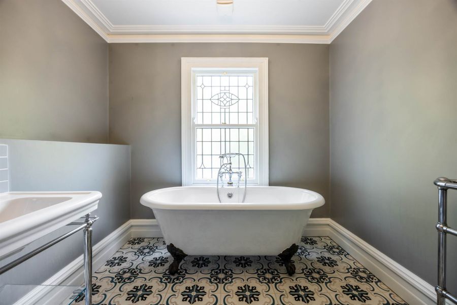 Benburb House, 31 Kings Road