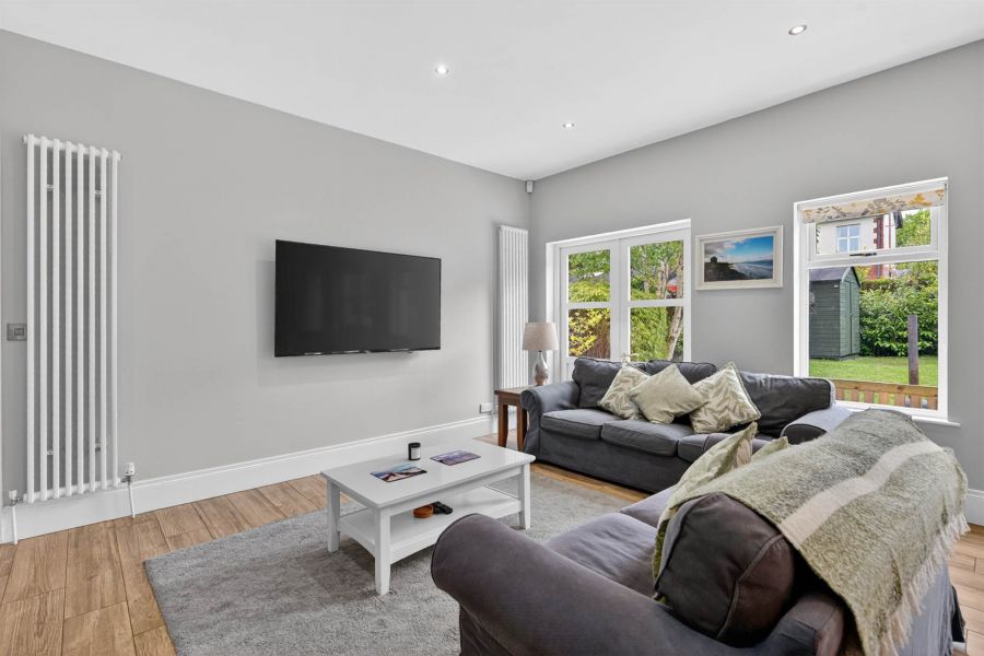 28 Hawthornden Road