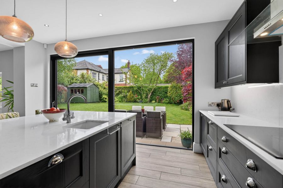28 Hawthornden Road