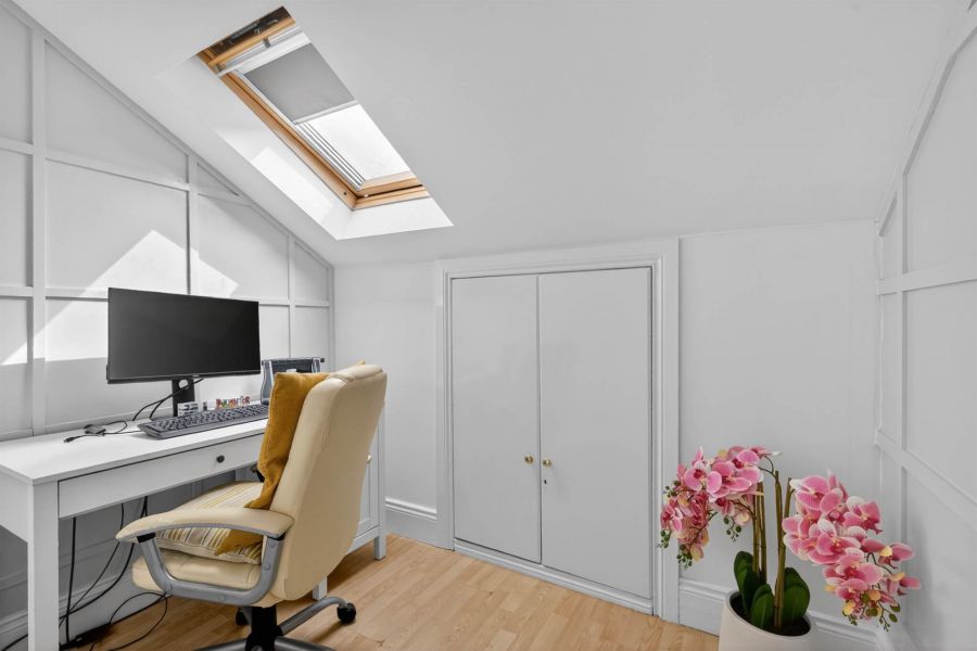 28 Hawthornden Road