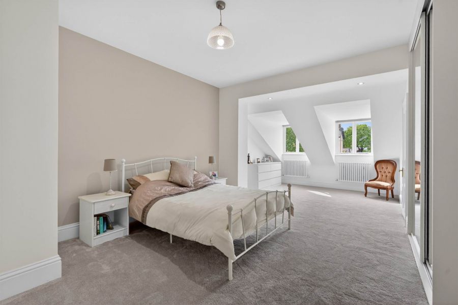 28 Hawthornden Road