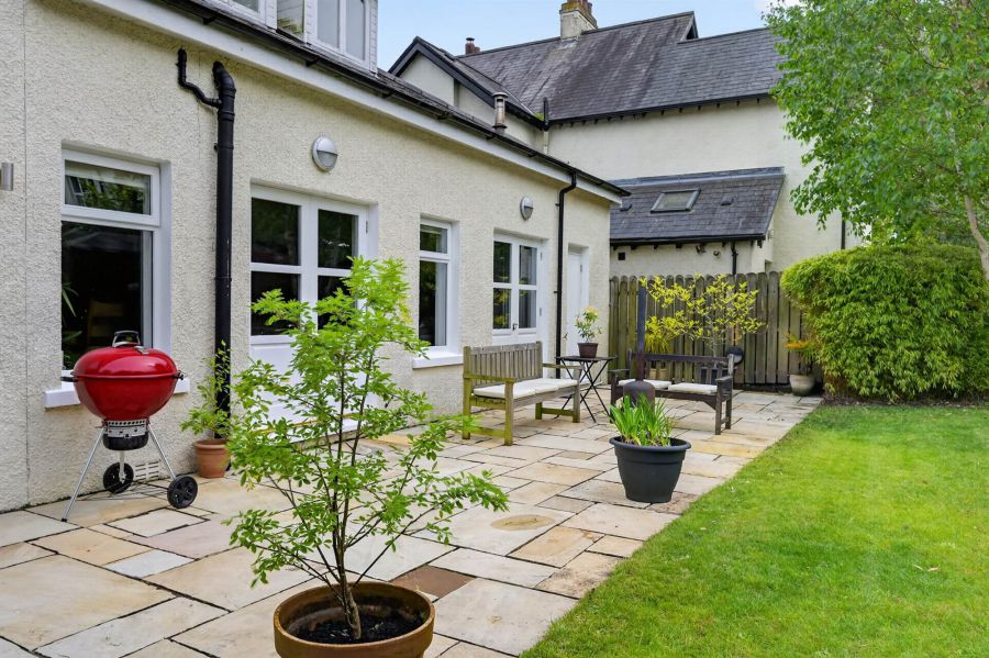 28 Hawthornden Road