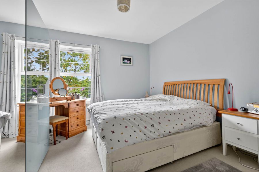 34 Strathearn Lane