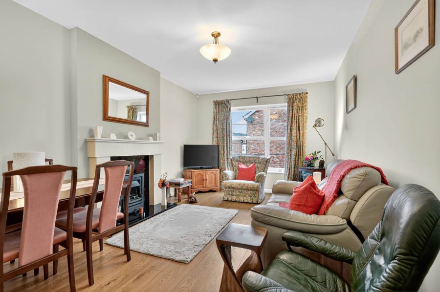 34 Strathearn Lane