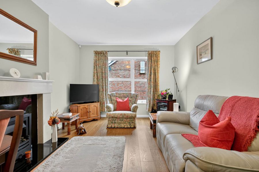 34 Strathearn Lane