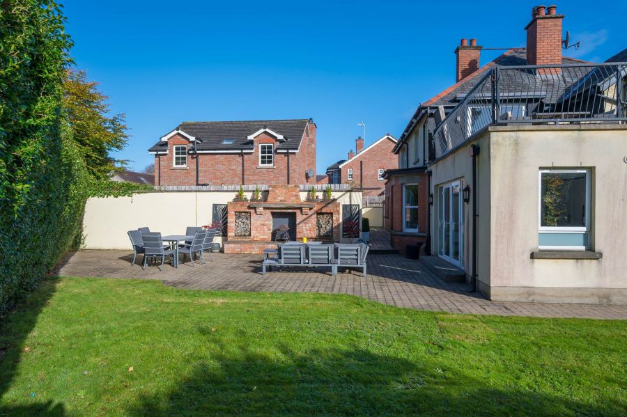 1 Belfast Road