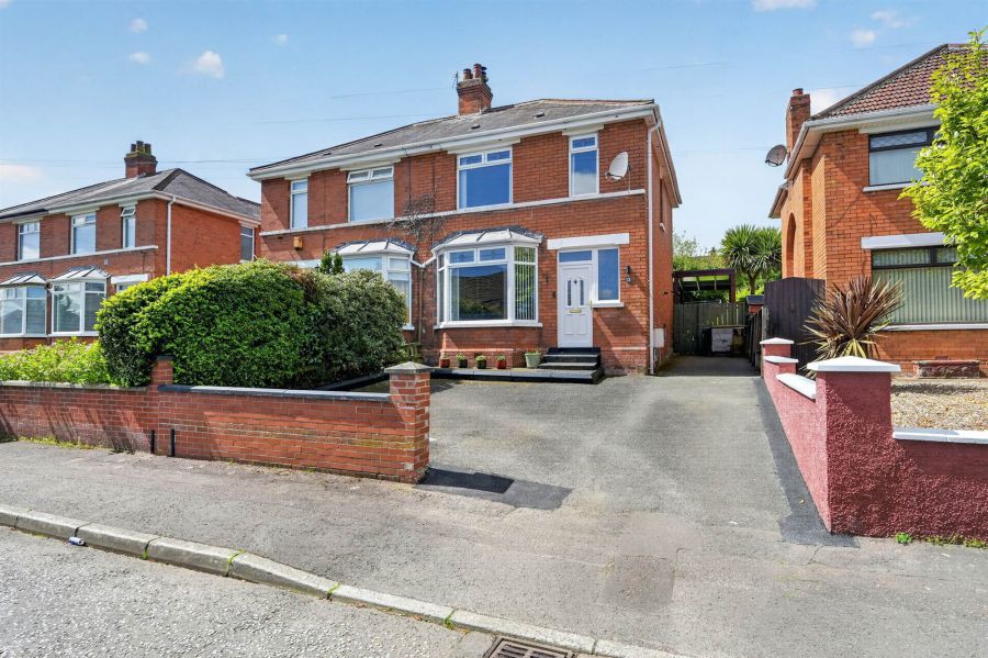 12 Innisfayle Gardens, Off Antrim Road, Belfast, BT15 4GJ