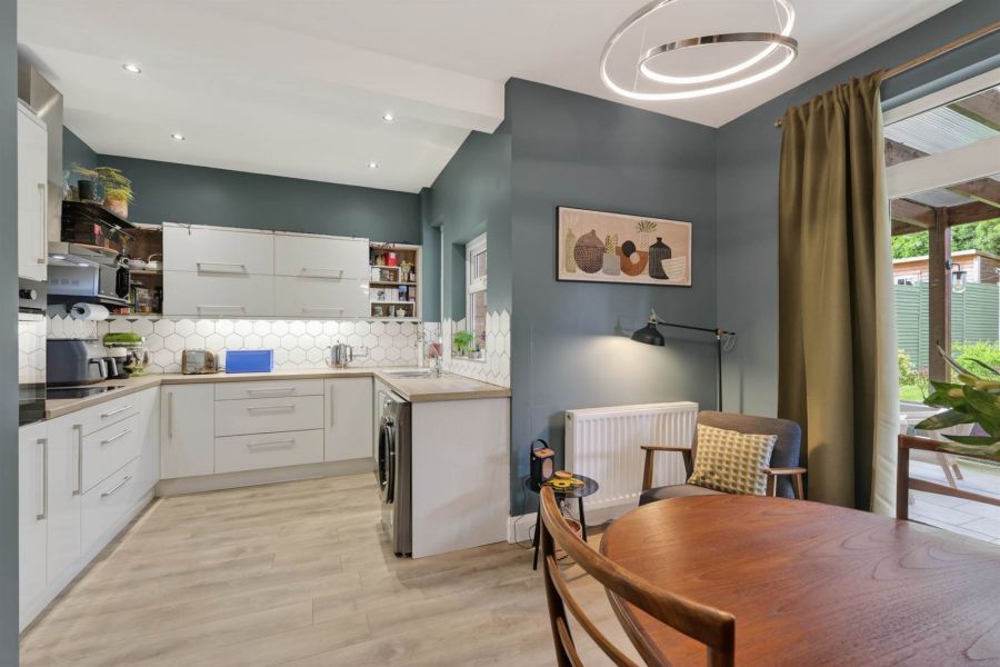 12 Innisfayle Gardens