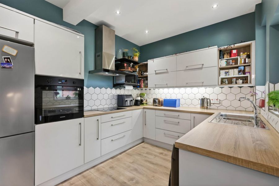 12 Innisfayle Gardens