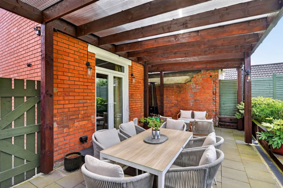 12 Innisfayle Gardens