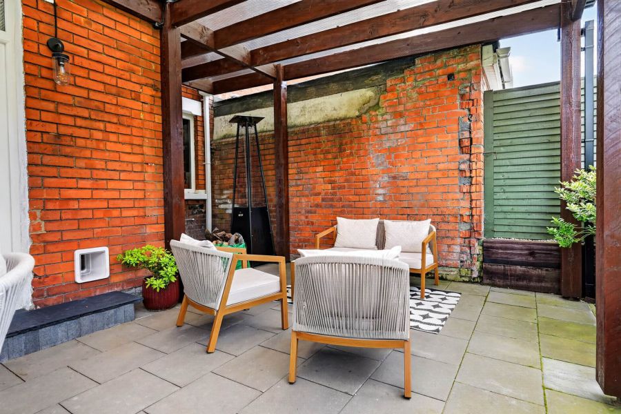 12 Innisfayle Gardens