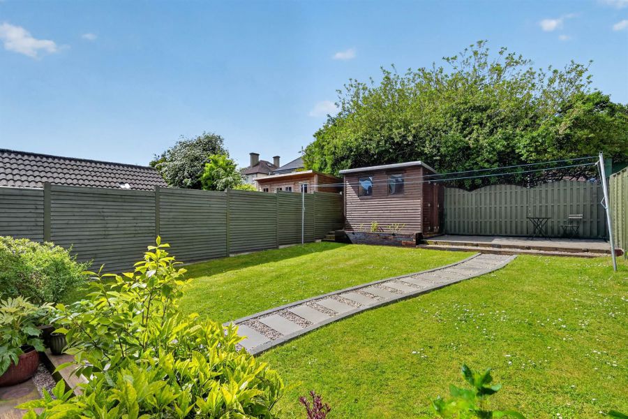 12 Innisfayle Gardens