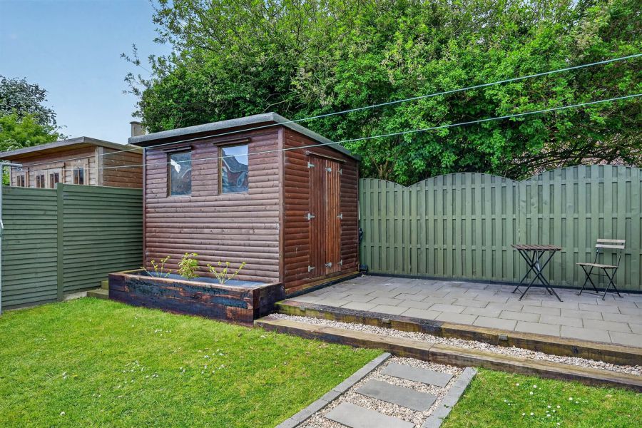 12 Innisfayle Gardens