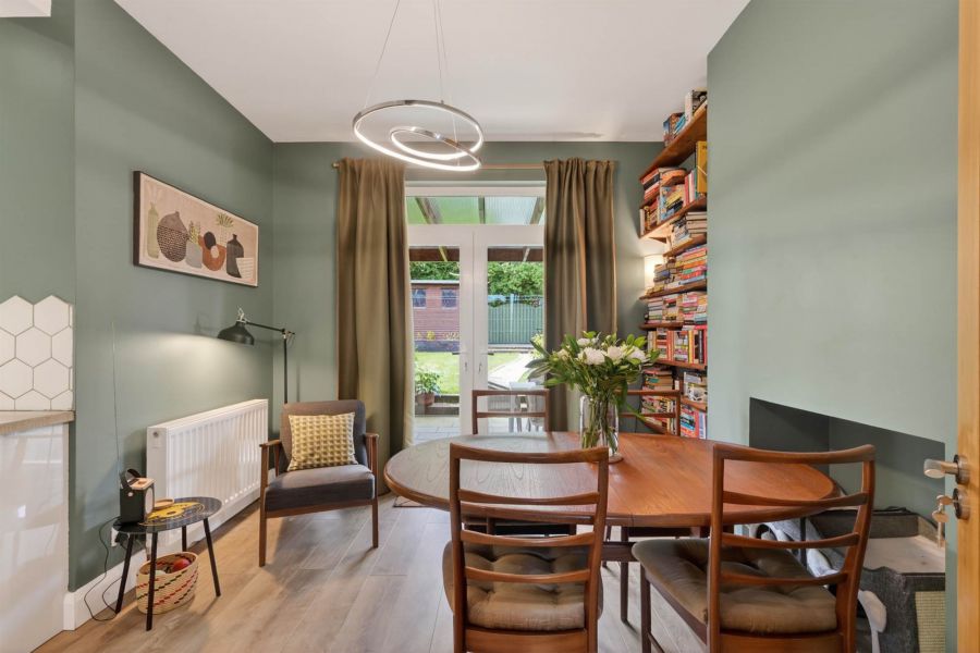 12 Innisfayle Gardens