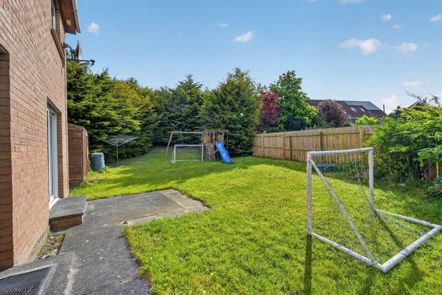 83 Tadworth