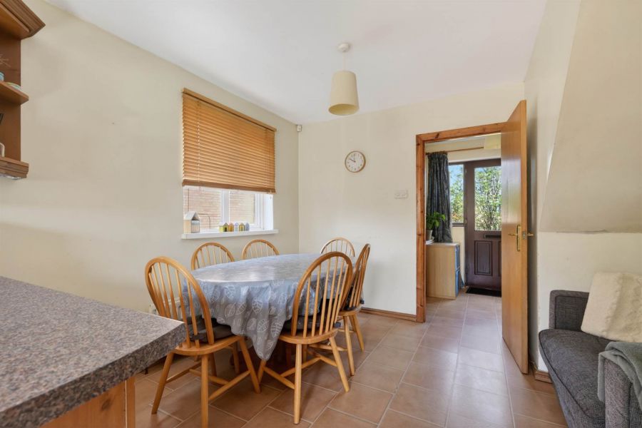 83 Tadworth