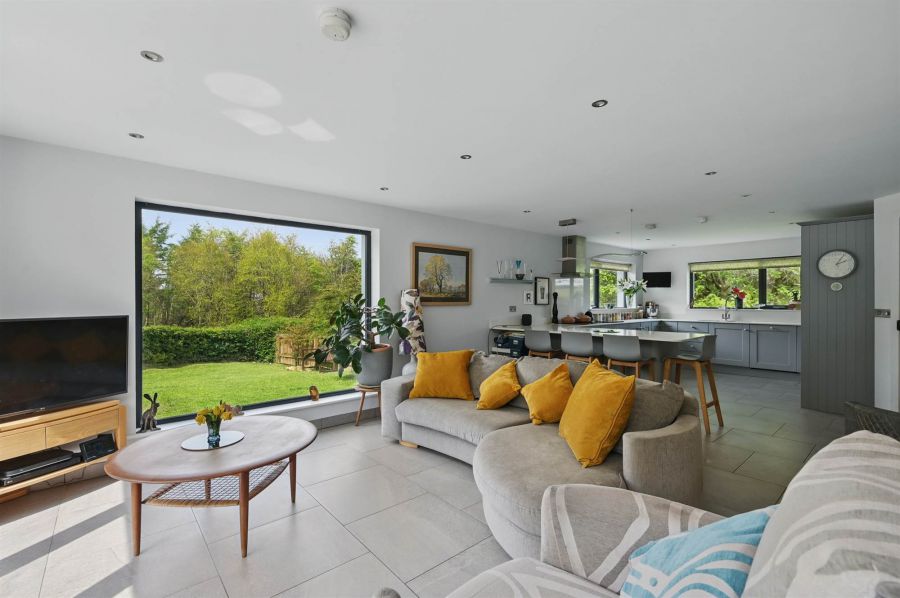 Avoca Farm, 42 Ballymiscaw Road