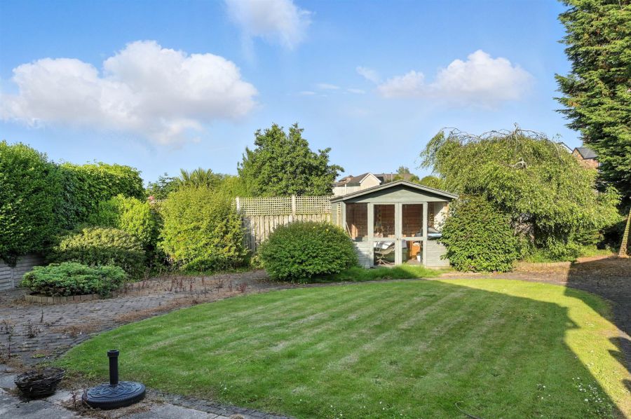 5 Navar Drive