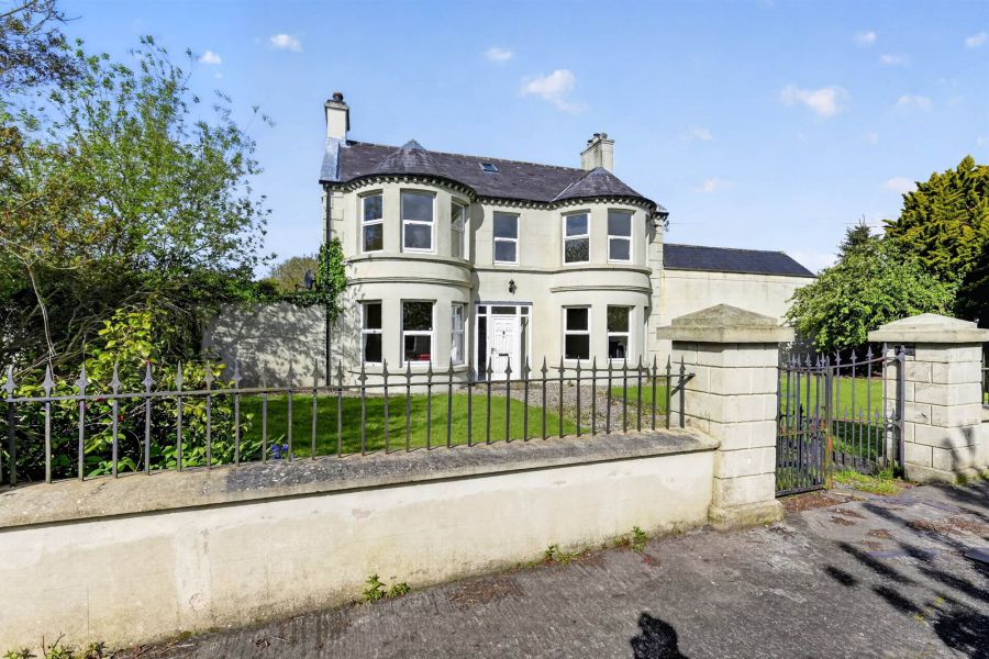 Hogstown House, 12 Hogstown Road