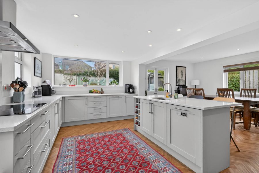 4 Springfield Avenue