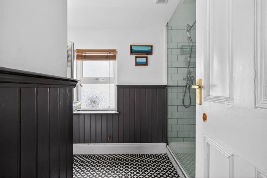 4 Springfield Avenue