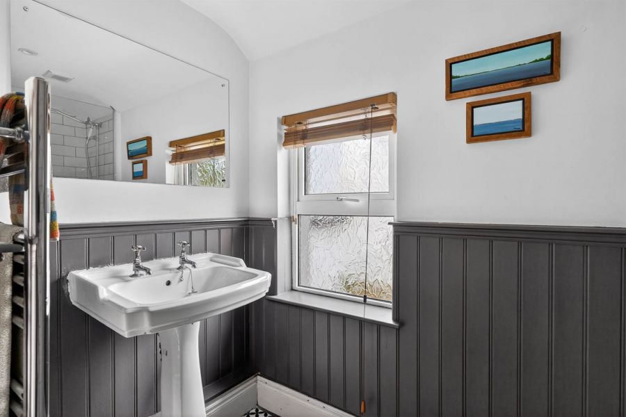 4 Springfield Avenue