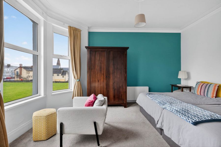 4 Springfield Avenue